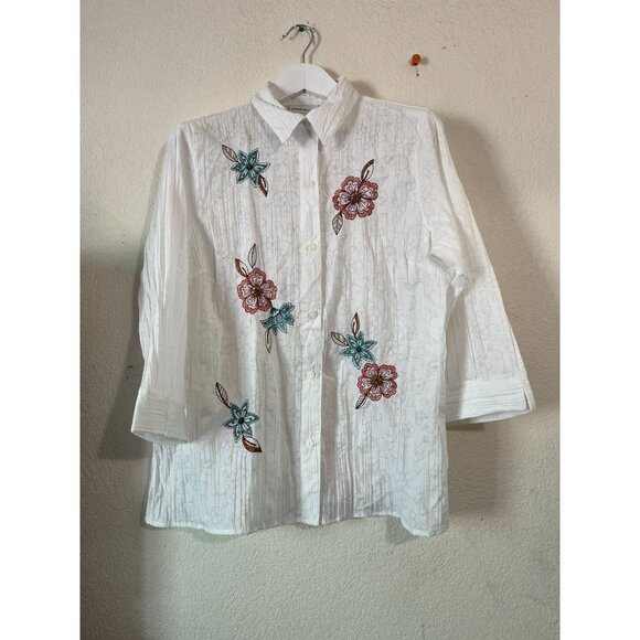 Alfred Dunner Womens Floral Embroidered White Button-Up Blouse Size 16 Casual - Picture 1 of 9
